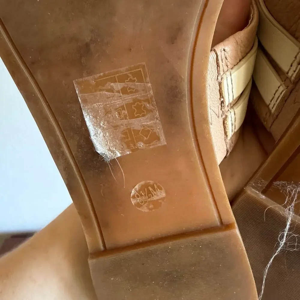 Tory Burch Leigh Tumbled Leather Cream Tan Thong Sandal Women 8.5 Summer Classic
